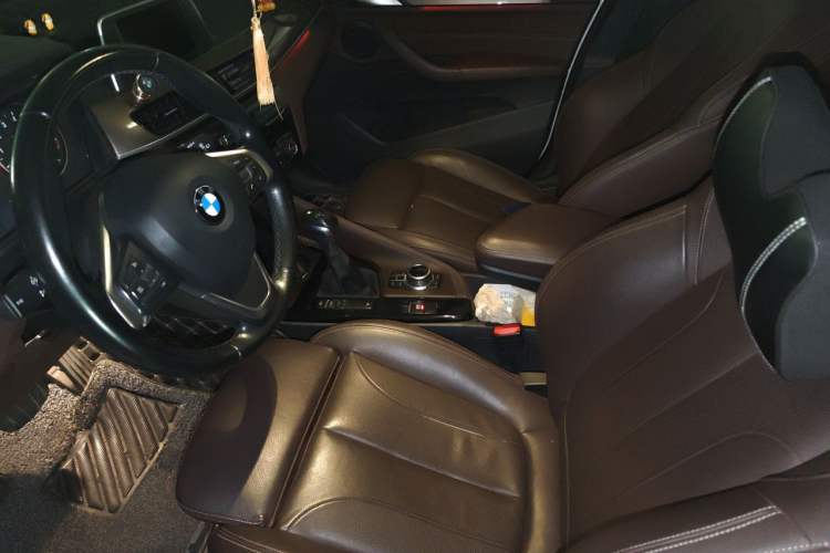 Used BMW X1 2018 xDrive20Li Luxury Edition Left Front Seat