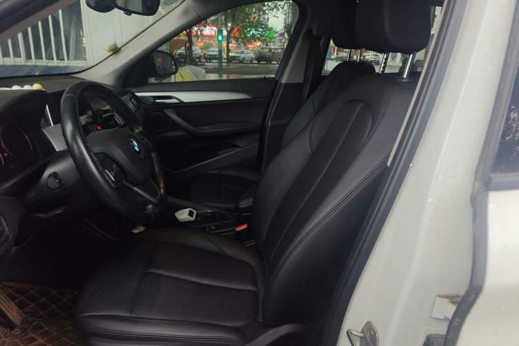 Used BMW X1 2018 sDrive18Li Fashion Model Left Front Seat