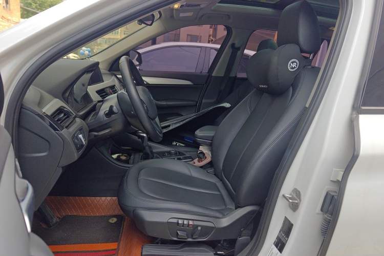 Used BMW X1 2018 sDrive18Li Fashion Model Left Front Seat