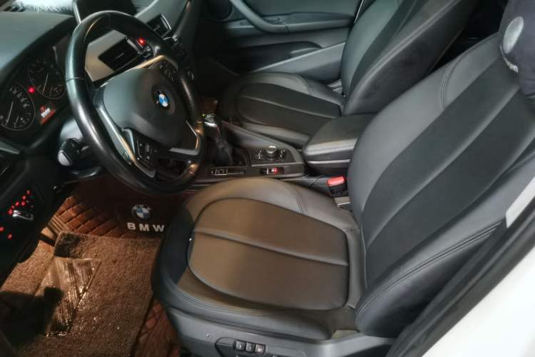 Used BMW X1 2018 sDrive18Li Fashion Model Left Front Seat
