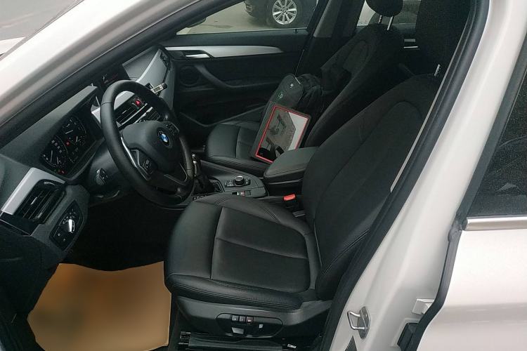 Used BMW X1 2018 sDrive18Li Fashion Model Left Front Seat