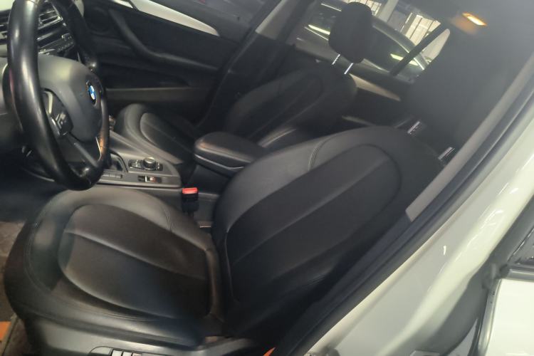 Used BMW X1 2018 sDrive18Li Fashion Model Left Front Seat