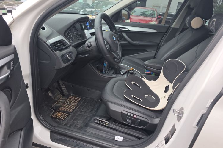Used BMW X1 2018 sDrive18Li Fashion Model Left Front Seat