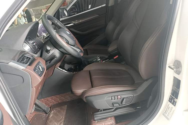 Used BMW X1 2018 xDrive20Li Luxury Edition Left Front Seat