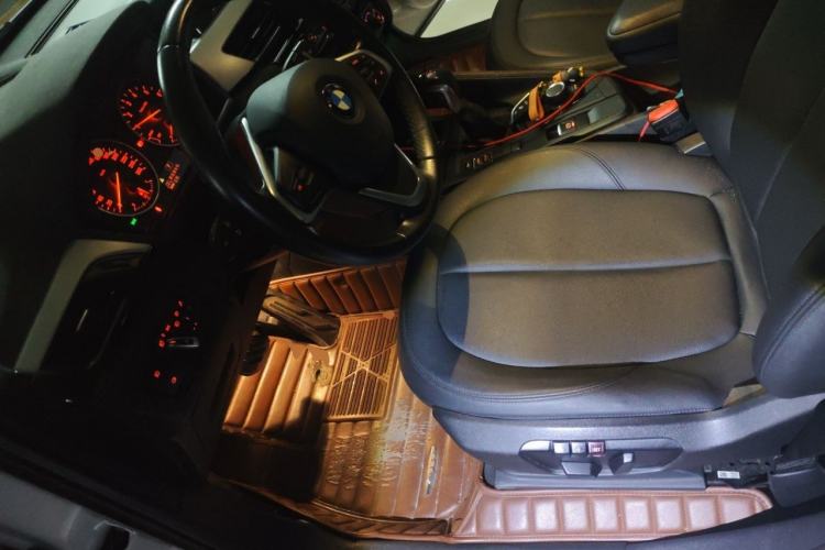 Used BMW X1 2018 sDrive18Li Fashion Model Left Front Seat