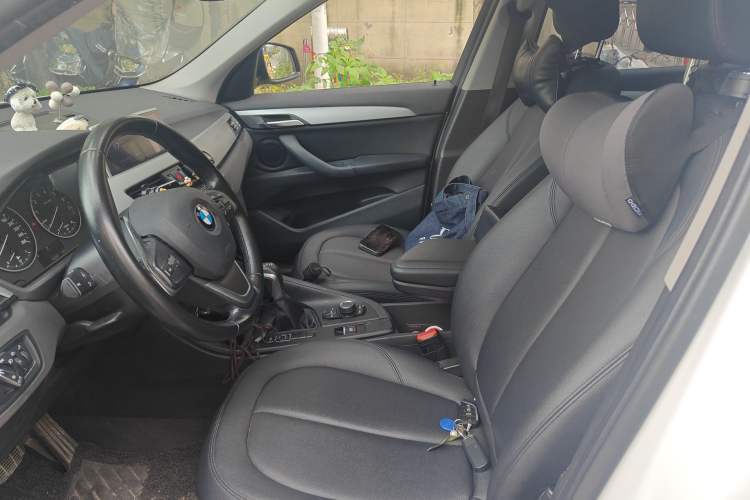 Used BMW X1 2018 sDrive18Li Fashion Model Left Front Seat