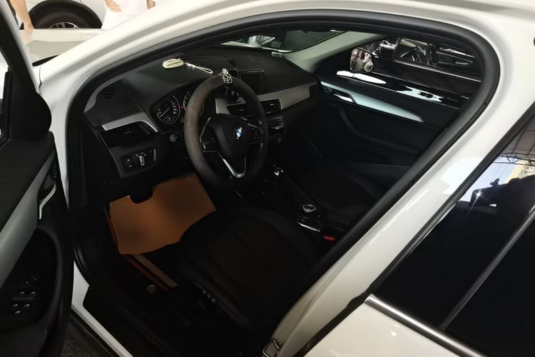 Used BMW X1 2018 sDrive20Li Leading Model Left Front Seat