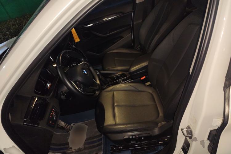 Used BMW X1 2018 sDrive18Li Fashion Model Left Front Seat