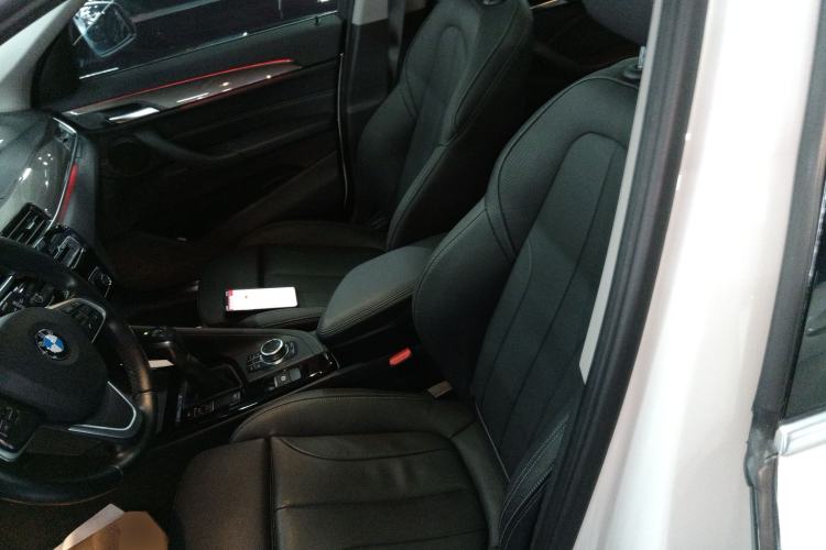 Used BMW X1 2018 xDrive20Li Luxury Edition Left Front Seat
