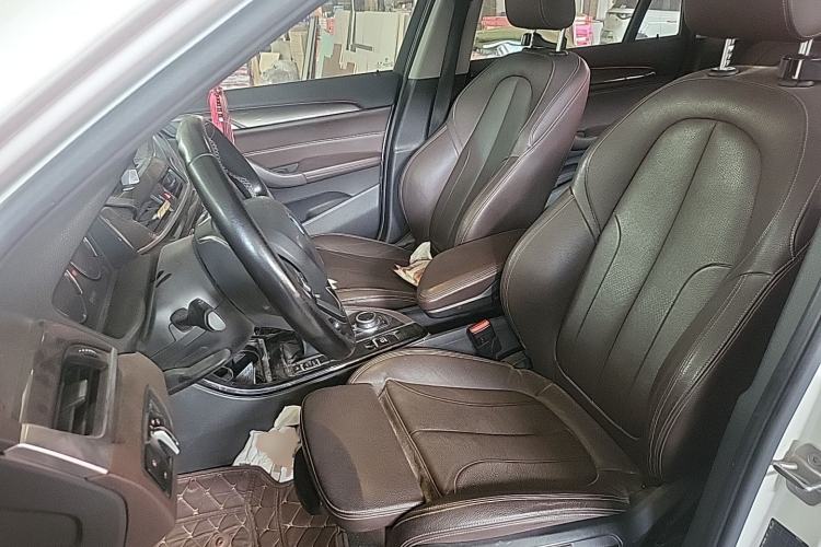 Used BMW X1 2018 xDrive20Li Luxury Edition Left Front Seat