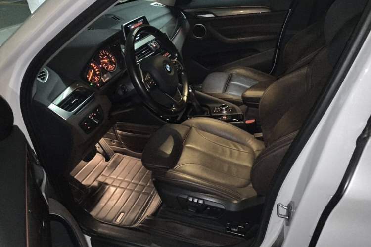 Used BMW X1 2018 xDrive20Li Luxury Edition Left Front Seat