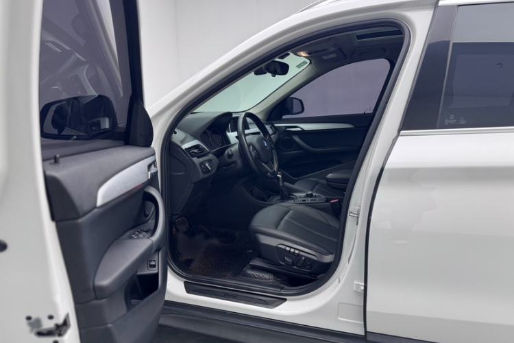 Used BMW X1 2018 sDrive20Li Leading Model Left Front Seat