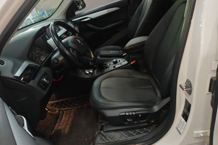 Used BMW X1 2018 sDrive18Li Fashion Model Left Front Seat