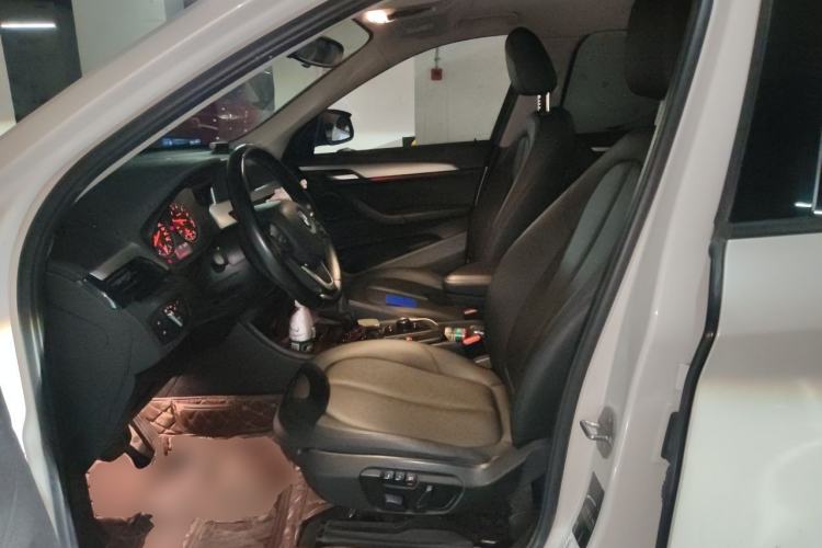 Used BMW X1 2018 sDrive18Li Fashion Model Left Front Seat