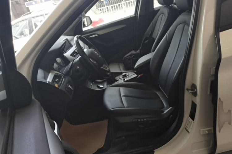Used BMW X1 2018 sDrive18Li Fashion Model Left Front Seat