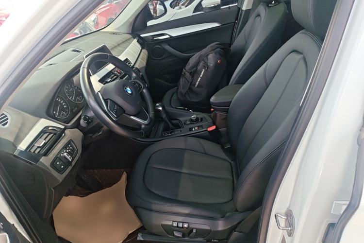 Used BMW X1 2018 sDrive18Li Fashion Model Left Front Seat