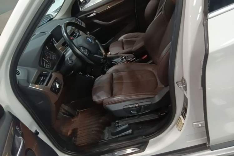 Used BMW X1 2018 xDrive20Li Luxury Edition Left Front Seat