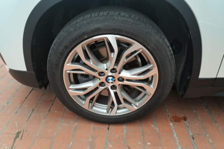 Used BMW X1 2018 sDrive20Li Leading Model Left Front Wheel Hub