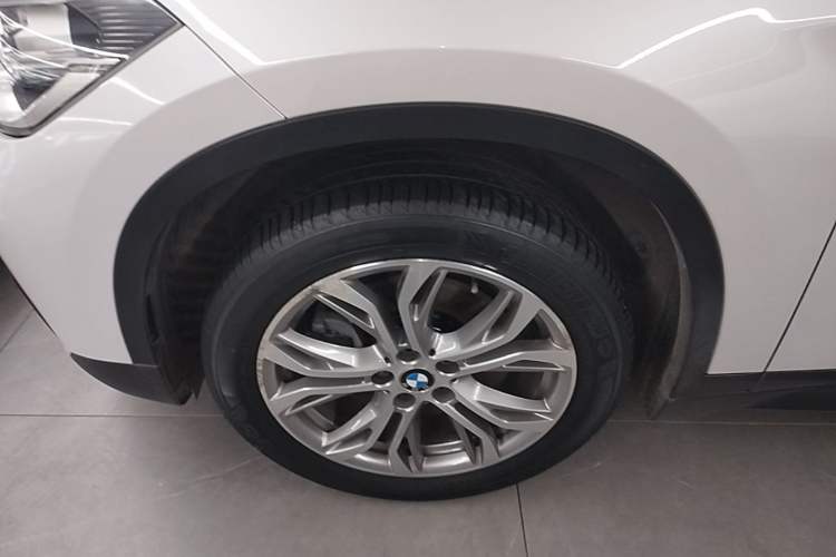 Used BMW X1 2018 sDrive20Li Leading Model Left Front Wheel Hub