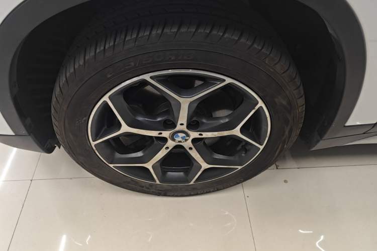 Used BMW X1 2018 xDrive20Li Luxury Edition Left Front Wheel Hub