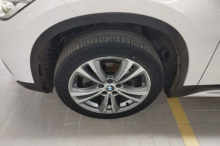 Used BMW X1 2018 sDrive18Li Luxury Model Left Front Wheel Hub