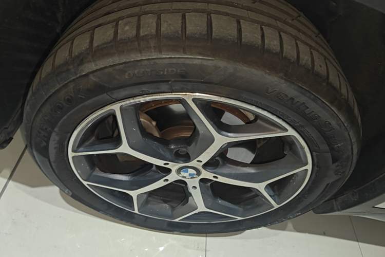 Used BMW X1 2018 sDrive18Li Luxury Model Left Front Wheel Hub