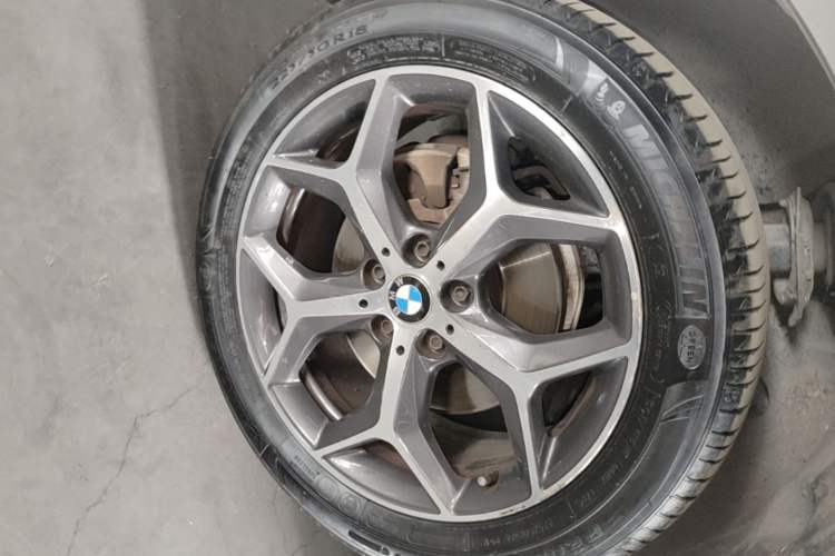 Used BMW X1 2018 sDrive18Li Luxury Model Left Front Wheel Hub