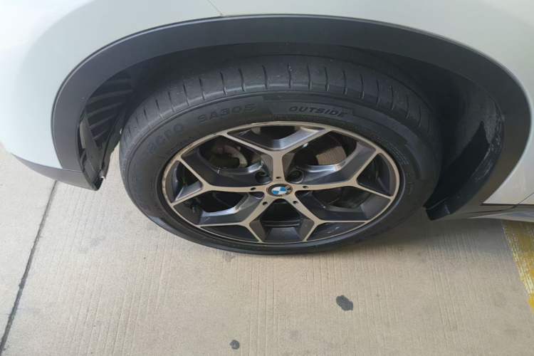 Used BMW X1 2018 sDrive18Li Luxury Model Left Front Wheel Hub