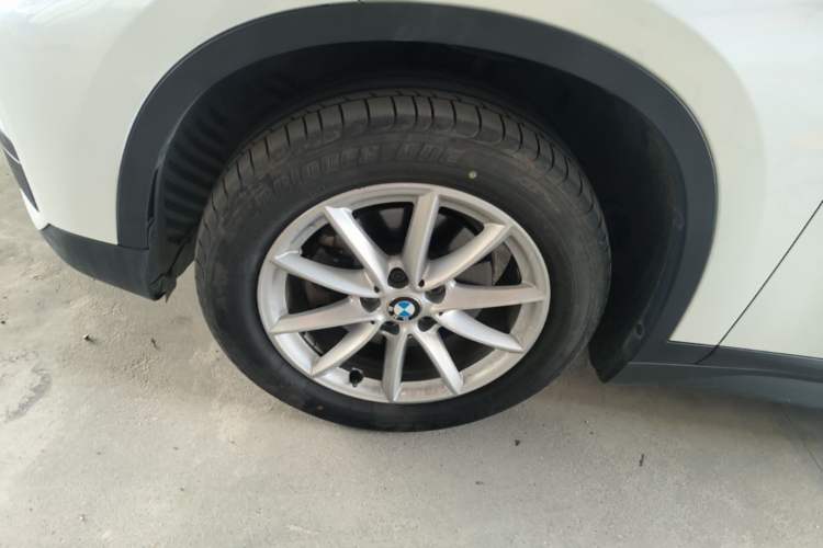 Used BMW X1 2018 sDrive18Li Fashion Model Left Front Wheel Hub
