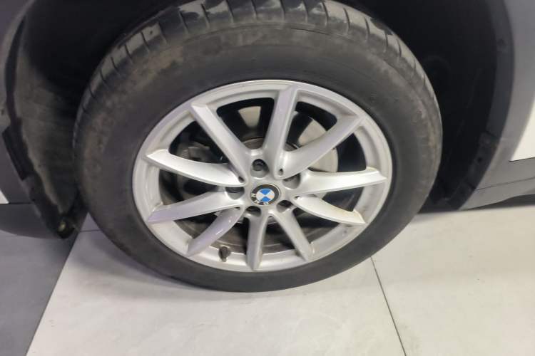 Used BMW X1 2018 sDrive18Li Fashion Model Left Front Wheel Hub