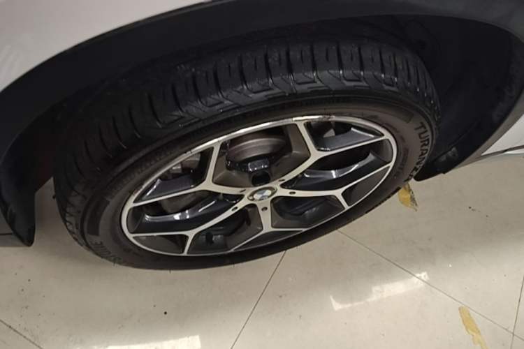 Used BMW X1 2018 xDrive20Li Luxury Edition Left Front Wheel Hub