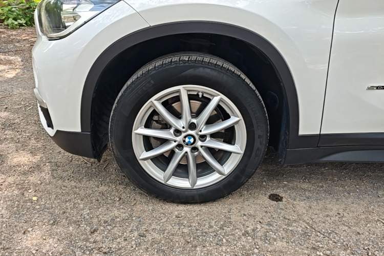 Used BMW X1 2018 sDrive18Li Fashion Model Left Front Wheel Hub
