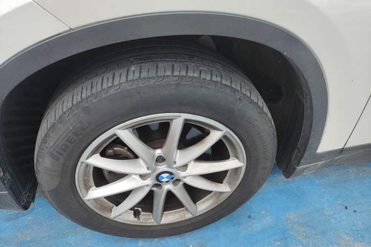 Used BMW X1 2018 sDrive18Li Fashion Model Left Front Wheel Hub