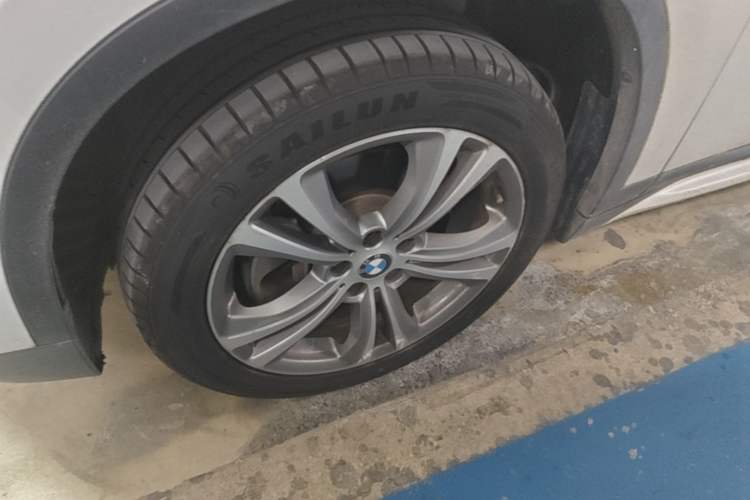 Used BMW X1 2018 xDrive20Li Luxury Model Left Front Wheel Hub