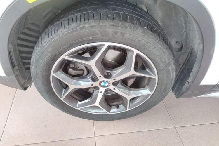 Used BMW X1 2018 xDrive20Li Luxury Model Left Front Wheel Hub