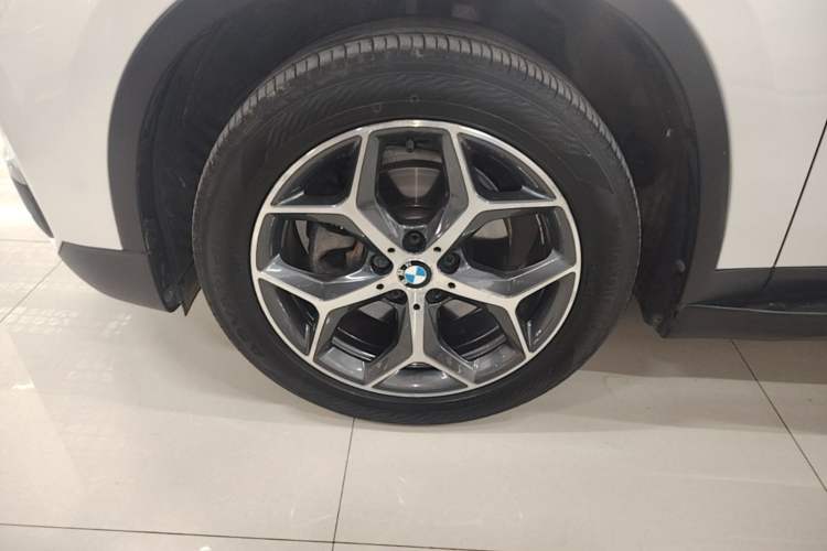 Used BMW X1 2018 sDrive18Li Luxury Model Left Front Wheel Hub