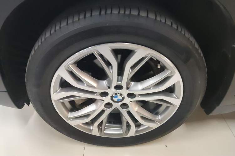 Used BMW X1 2018 sDrive20Li Leading Model Left Front Wheel Hub