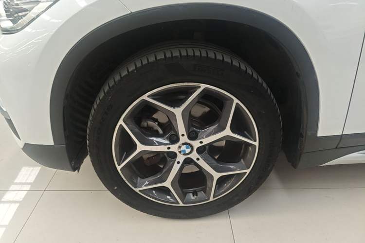 Used BMW X1 2018 sDrive18Li Luxury Model Left Front Wheel Hub