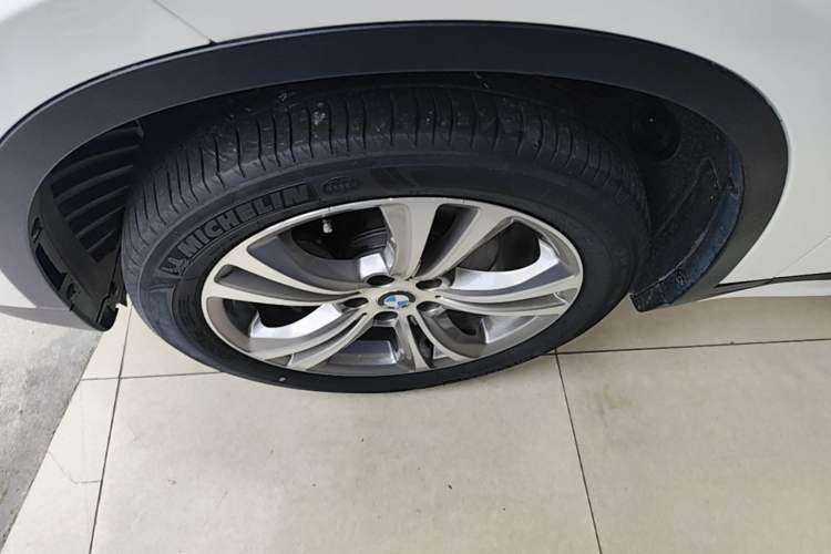 Used BMW X1 2018 sDrive18Li Luxury Model Left Front Wheel Hub