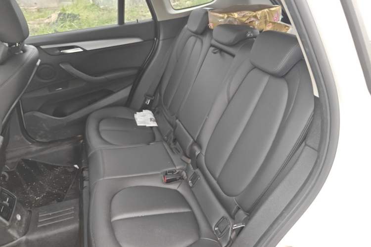 Used BMW X1 2018 sDrive18Li Fashion Model Left Rear Seat