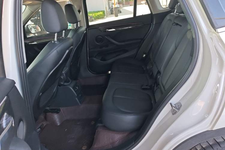 Used BMW X1 2018 sDrive18Li Fashion Model Left Rear Seat