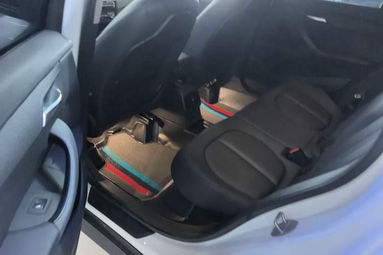Used BMW X1 2018 sDrive18Li Fashion Model Left Rear Seat