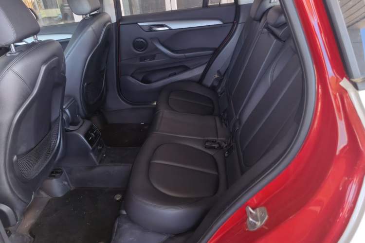 Used BMW X1 2018 sDrive18Li Fashion Model Left Rear Seat