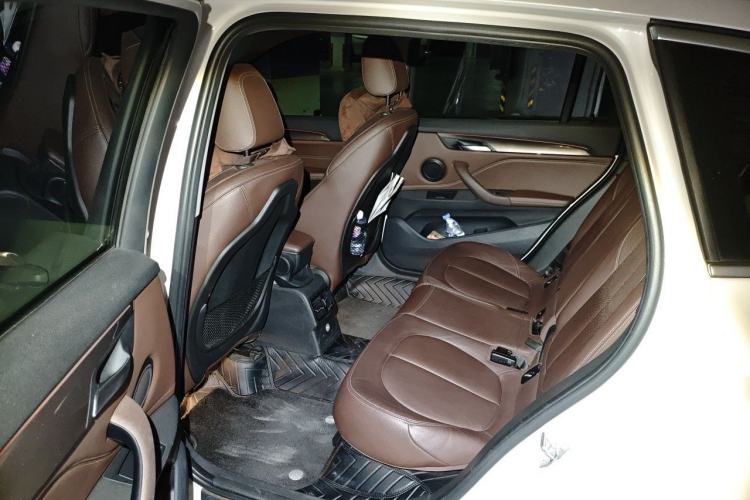 Used BMW X1 2018 xDrive20Li Luxury Model Left Rear Seat