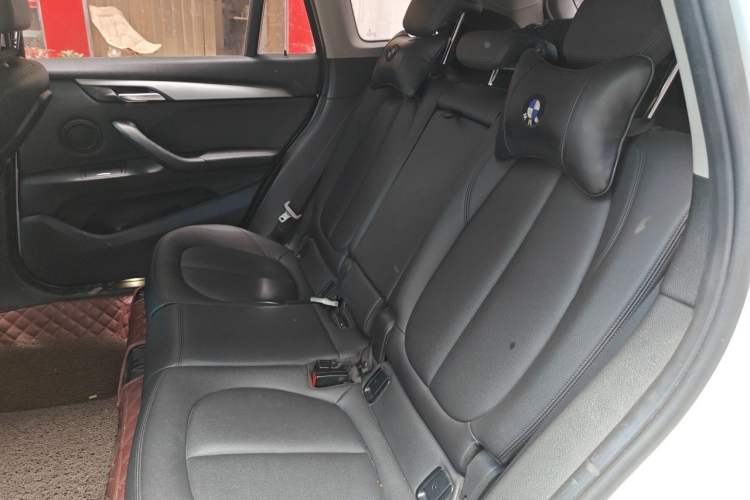 Used BMW X1 2018 sDrive18Li Fashion Model Left Rear Seat