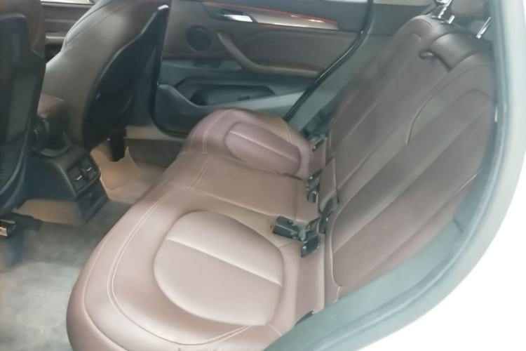 Used BMW X1 2018 xDrive20Li Luxury Edition Left Rear Seat