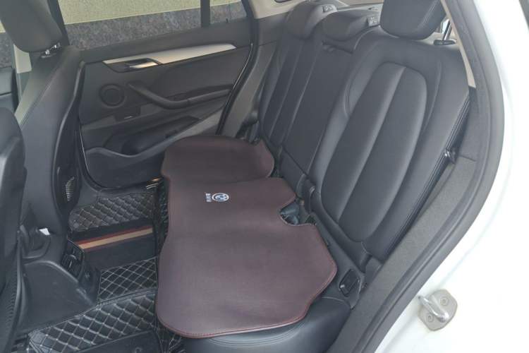 Used BMW X1 2018 sDrive18Li Fashion Model Left Rear Seat