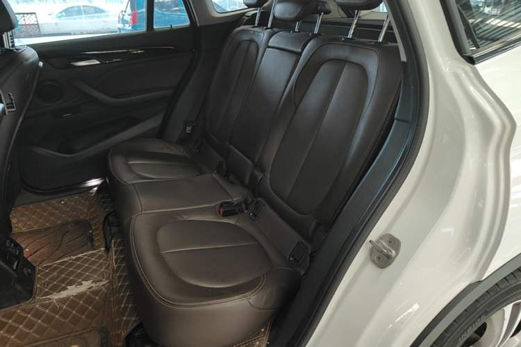 Used BMW X1 2018 xDrive20Li Luxury Edition Left Rear Seat