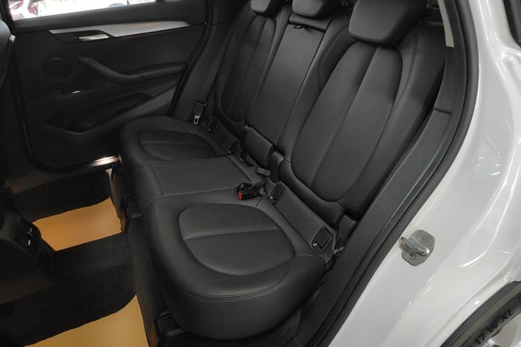 Used BMW X1 2018 sDrive18Li Fashion Model Left Rear Seat