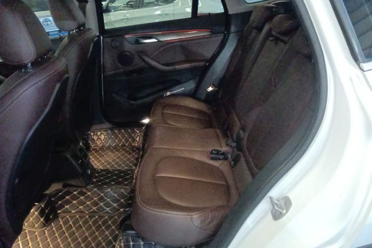 Used BMW X1 2018 xDrive20Li Luxury Edition Left Rear Seat